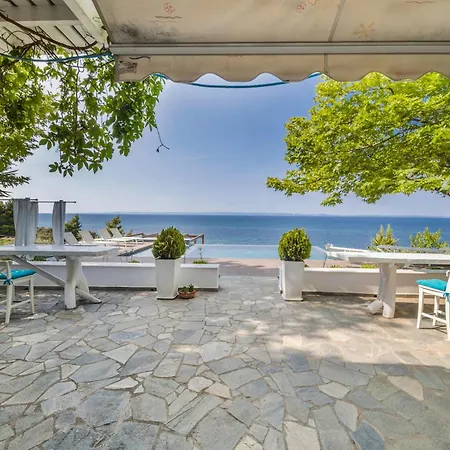 Sea View Ranch By The Sea *