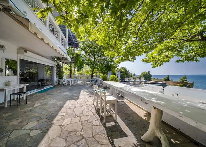 Sea View Ranch By The Sea